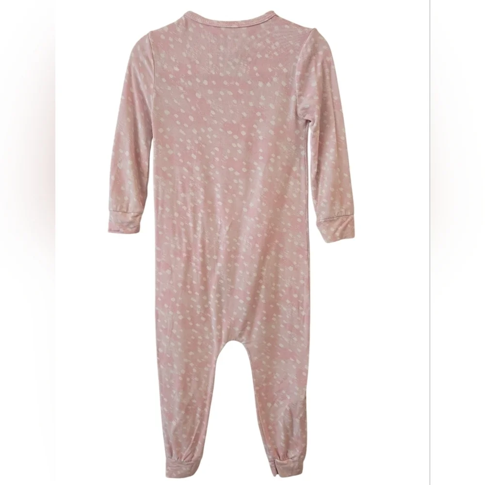 MAGNETIC ME COVERALL. PINK AND WHITE. SIZE 18-24 MONTHS. 27-30 LBS. GIRL'S.